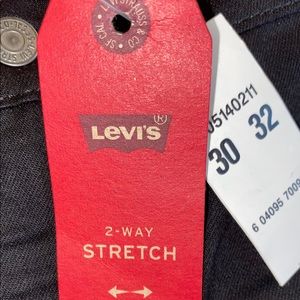 NWT Levi’s 514 straight size 30x32 Black